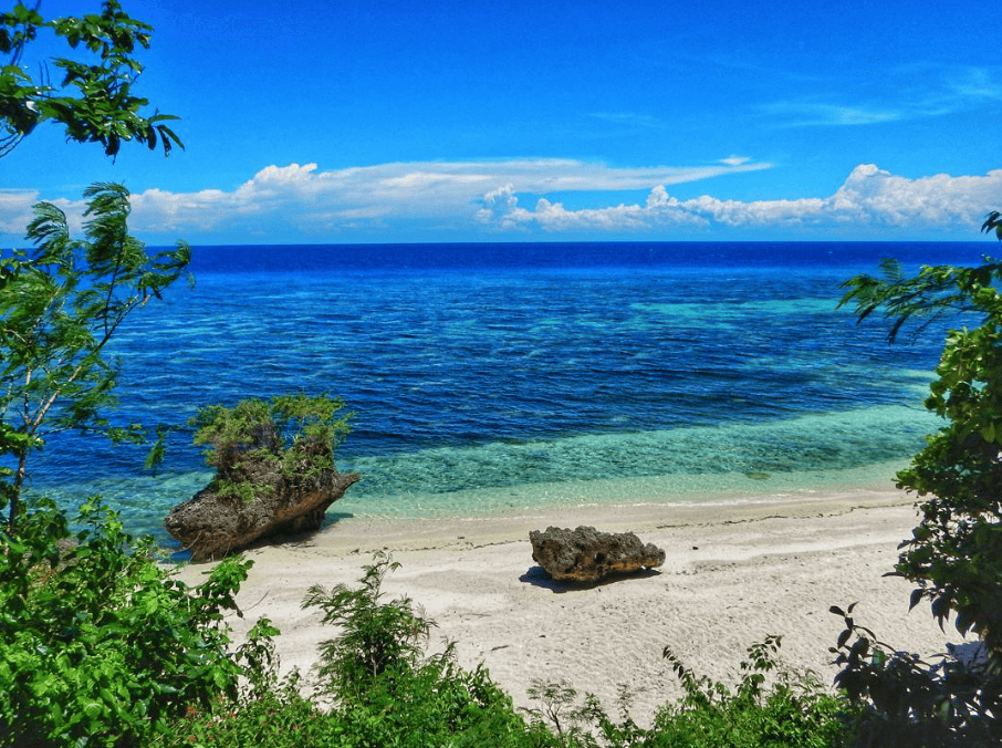 kagusuan beach